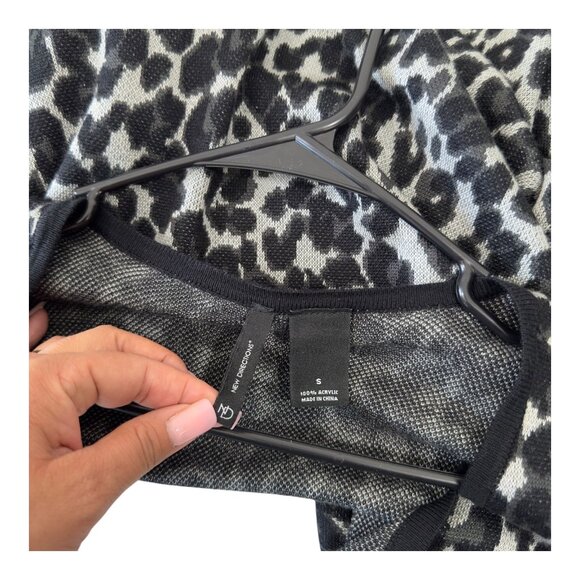 NEW DIRECTIONS Leopard Print Open Front Cardigan Sweater With Long Sleeves SZ S - Picture 3 of 10